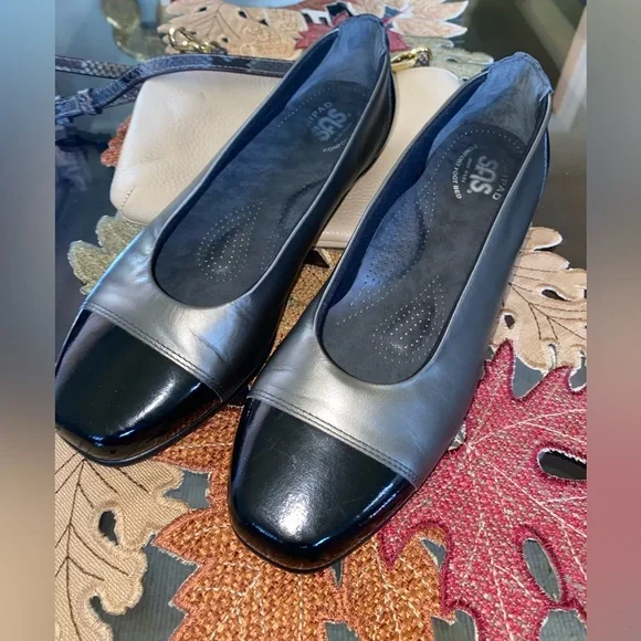 SAS 🥿COMFY TRIPAD GRAY & BLACK LEATHER 2-TONE LOAFERS-SIZE 9.5 LIKE NEW💖💕(EC) - Picture 5 of 11